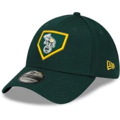 Men's Oakland Athletics New Era Green 2022 Clubhouse Cooperstown Alternate Logo Collection 39THIRTY Flex Hat