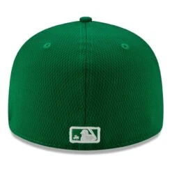 Men's Oakland Athletics New Era Kelly Green 2021 St. Patrick's Day On Field Low Profile 59FIFTY Fitted Hat -BigLeagueCaps Store mens new era kelly green oakland athletics 2021 st patricks day on field low profile 59fifty fitted hat pi3661000 altimages ff 3661799 1fc5388a8b223cd72e20alt4 full