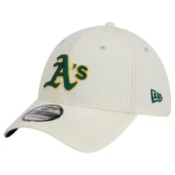 Men's Oakland Athletics New Era White Chrome Team Classic 39THIRTY Flex Hat